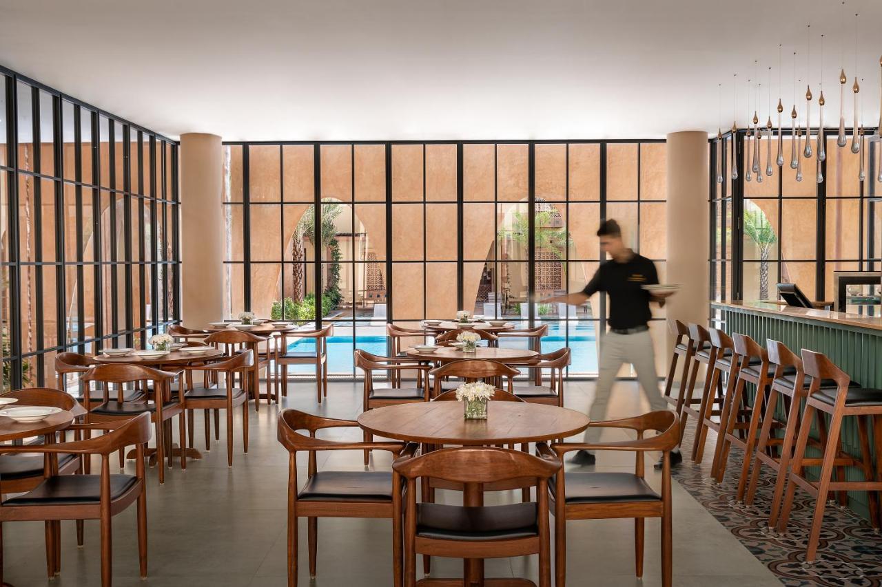Time Square Resort & Spa Bhuj Ngoại thất bức ảnh