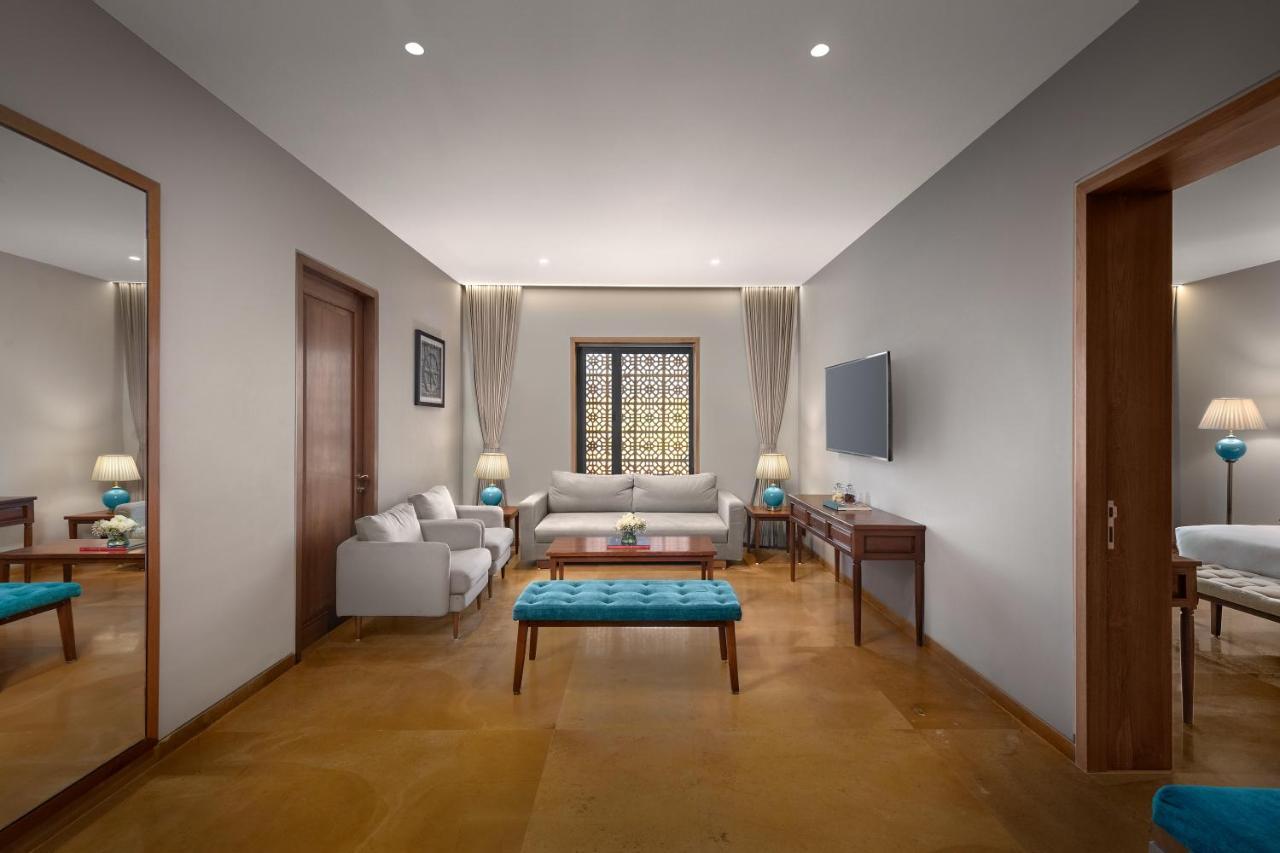 Time Square Resort & Spa Bhuj Ngoại thất bức ảnh