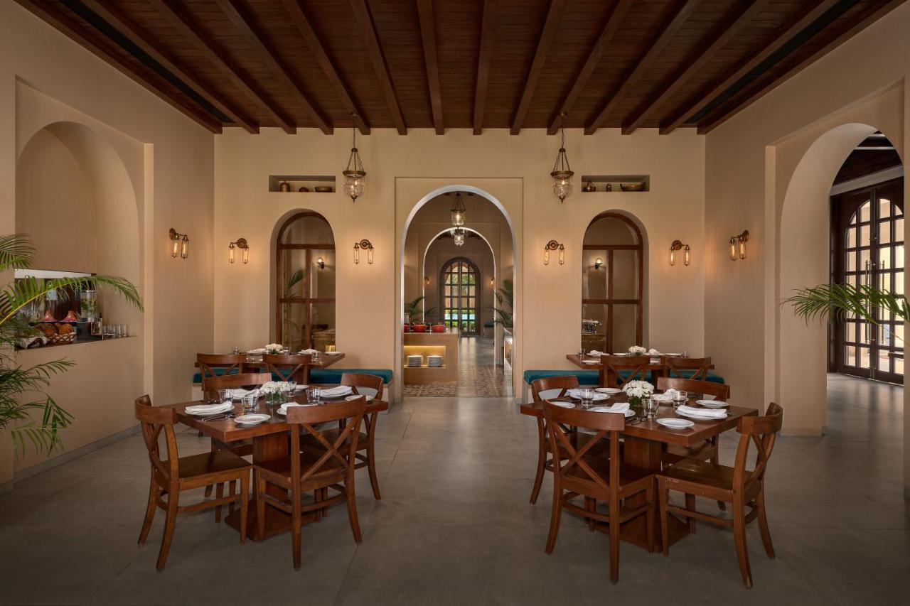 Time Square Resort & Spa Bhuj Ngoại thất bức ảnh